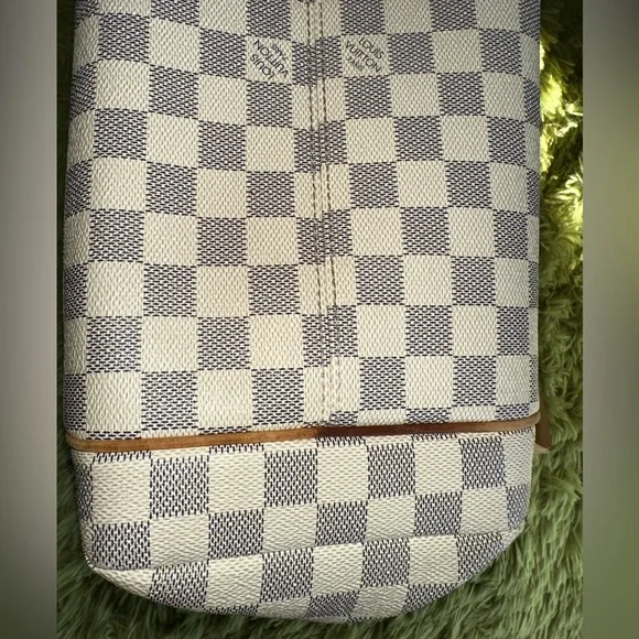 Louis Vuitton Damien Azur Totally MM WITH Dust Bag - Picture 5 of 16